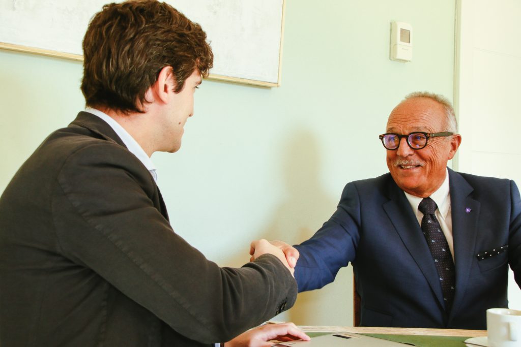 fotos corporativas polaris finanzas acuerdo